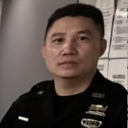 Dennis Hoe